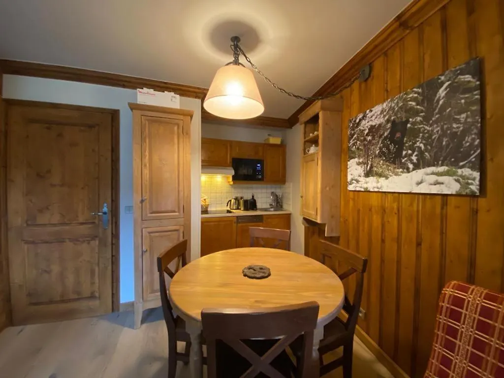 Apartment Petite Marmotte Spacieux Studio Pour 4, Skis Aux Pieds, Le Refuge Du Montagnard, Arc 1950 Les Arcs  France